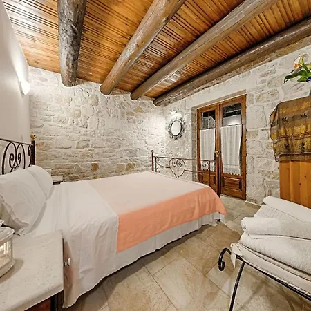 Poseidon Residences - Poolside Zante Nests Daire