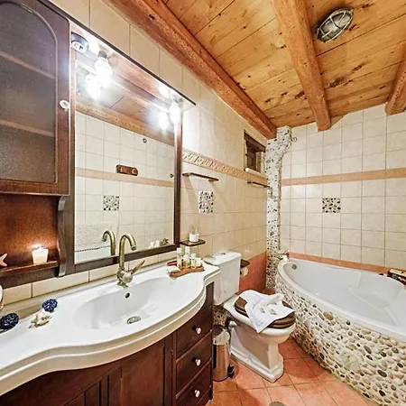 Poseidon Residences - Poolside Zante Nests *