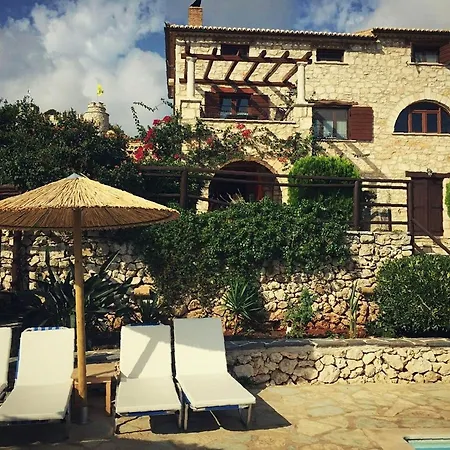 Poseidon Residences - Poolside Zante Nests Daire
