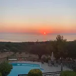 Poseidon Residences - Poolside Zante Nests Apartmán