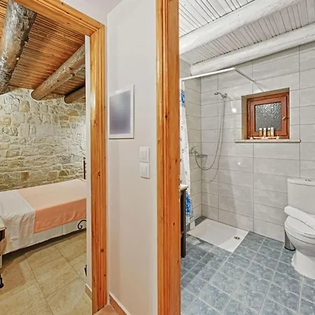 Poseidon Residences - Poolside Zante Nests 아파트 Skinária