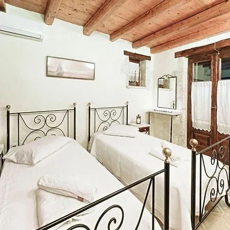 Poseidon Residences - Poolside Zante Nests Skinária