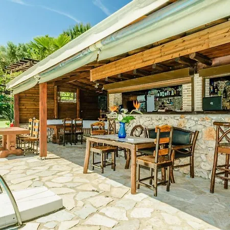 Poseidon Residences - Poolside Zante Nests *